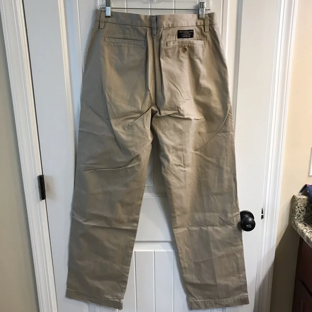👖Banana Republic Khaki Pants